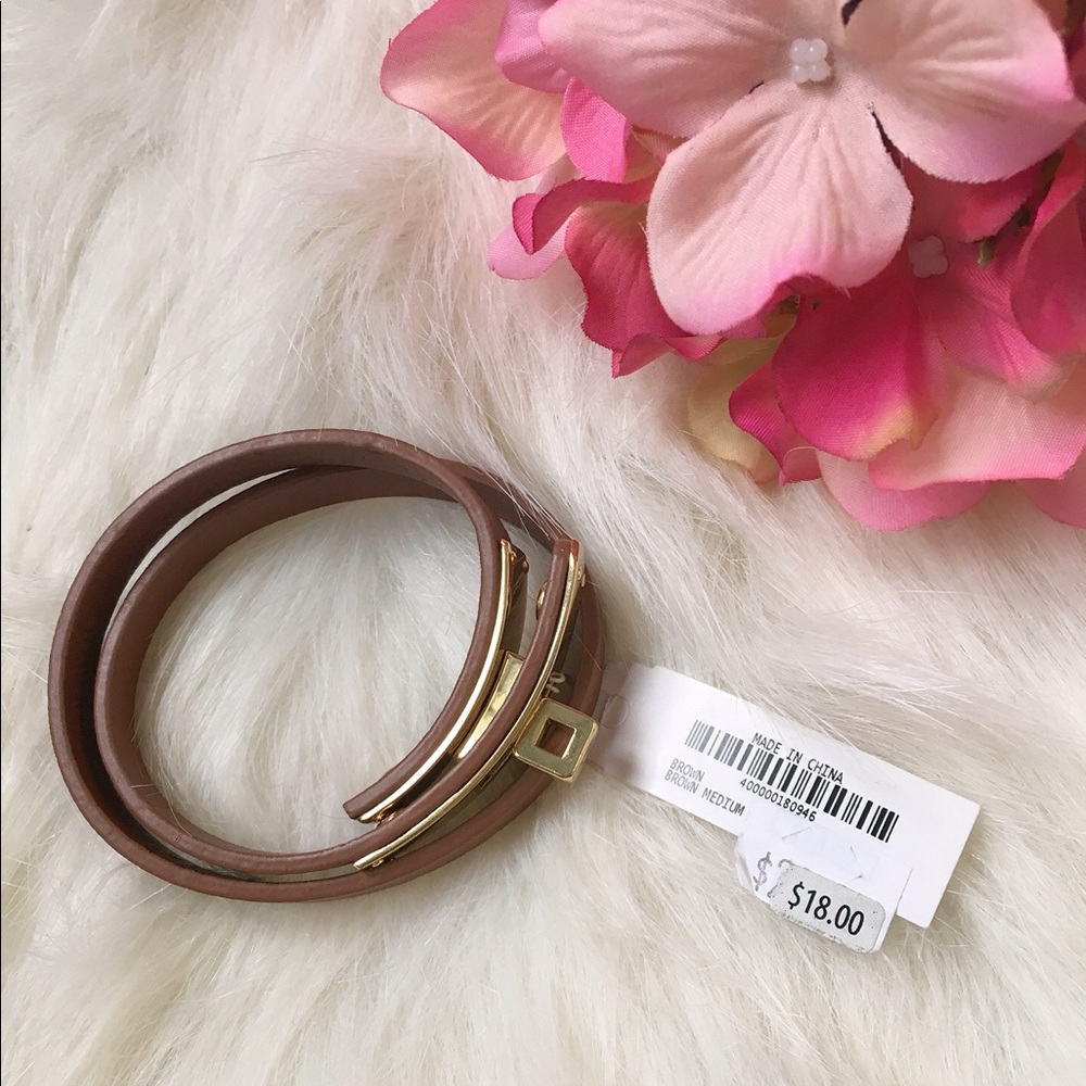 CHARMING CHARLIE tan/gold bracelet